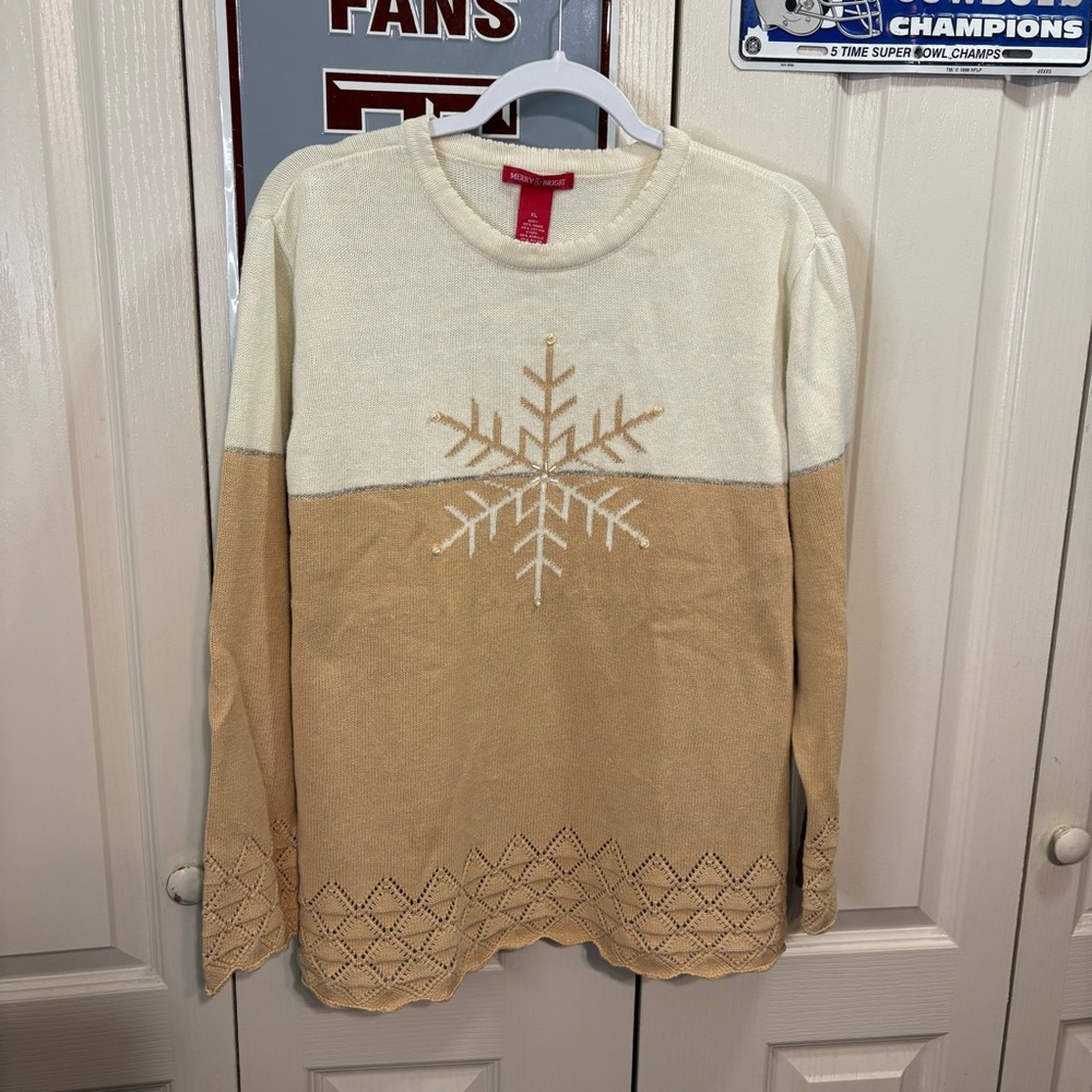Merry & Bright Women’s Sweater